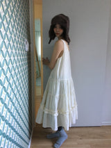 Le Long And Lin Frill Dress (2 Colors)