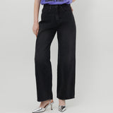 STUDS STRAIGHT LEG JEANS [BLACK]