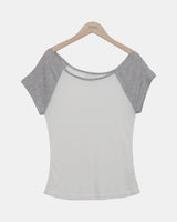 エララグランワンショルダーロングスリーブTシャツ