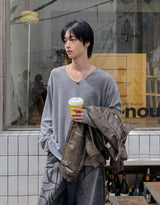 ウィンドモヘアVネックニット