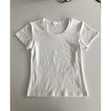 ブランディUネックTシャツ