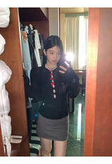Red bow slit long-sleeved knit shirt