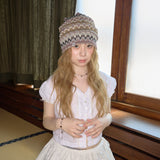 wave pattern beanie beige