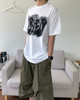 スプレープリンティドTシャツ