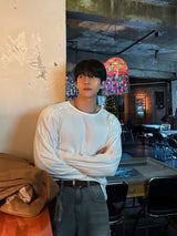 Lip u-neck long sleeve tee