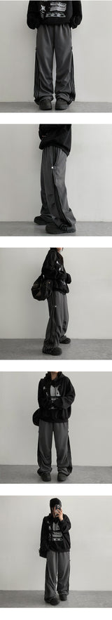 Chuna Bizo line pintuck sweatpants