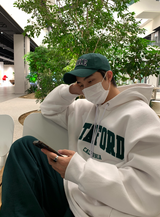  Urban Stanford Double Middle Cloth Embroidery Hoodie