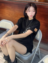レザーポイントシグネチャーハーフTシャツ