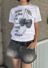 チェリーレターTシャツ