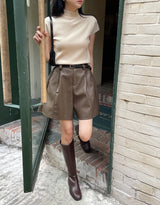 Rabl Leather Pintuck Banding Half Pants