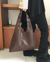 シートアイレットレザーショルダーバッグ