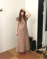 flattering puff dress