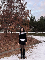 Off-shoulder color scheme shirt slim fit ribbed long sleeve knit T (2 colors)