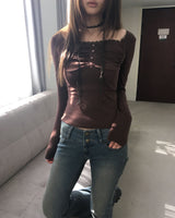 Brown shirring button T