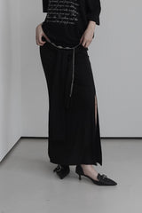 ストラップスティルロングスカート