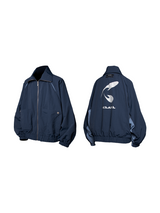 RELABEL 24AW クリサリス - かさぶたブルー パッチワーク ハーフハイ スタンド カラー バットウィング スリーブ シルエット プリント ジャケット