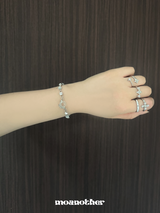 [ifeye Hwayeon Pick!] Oriental Clear White Bracelet