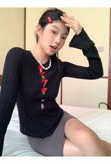 Red bow slit long-sleeved knit shirt