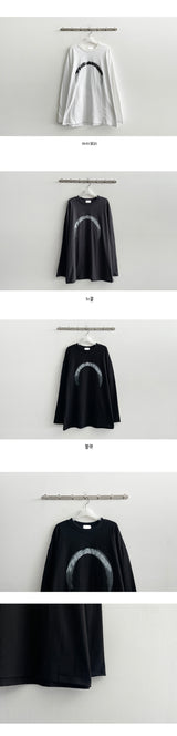 The Round Oversized Fit Long Sleeve Tee