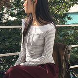 Laso Stripe Strap Layered Outer Fleece-Colored off-shoulder T-Shirt