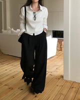 Meld Buckle Pintuck Slacks Pants