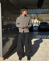 One-tuck cotton wide pants