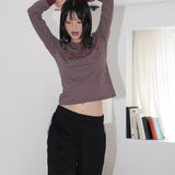 Penkey Stripe Lettering Semi-Cropped Long-Sleeved T-Shirt