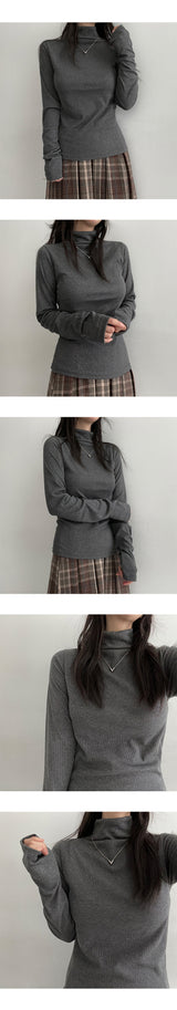 Mison アンプルVネックハーフタートルネックニットTシャツ