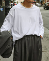 BSTUDIOS_30's LOOSE NECK TEE