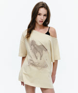 horse t (beige)