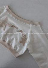 Star patch off-shoulder cropped sweatshirt