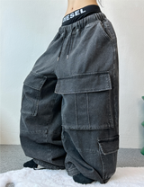 FRONT CARGO BALLOON DENIM PANTS💙🖤 - 2 COLORS