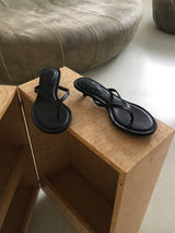 Soft curve flip heel