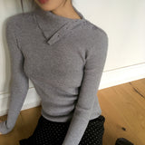 Steep Unbalanced Button Collar V-neck Knitwear