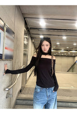 Strap Off-Shoulder Black Chain Long Sleeve Tee