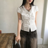 Kawin Geekchic バックストラップスリムシャーリング半袖シャツ