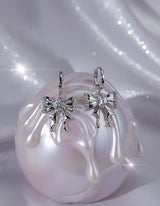 [IZNA Coco Piercing] Melting Ribbon Huggies Piercing - Silver Color