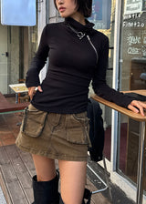 HIGH NECK ZIPPER TEE
