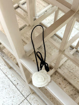 White Rose Ribbon Keyring / TREEFORFIVE345
