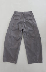 [UNISEX] ワイドバルーンオーバーサイズフィットスラックス