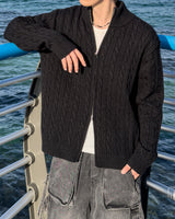 Knob Cable Two-way Knit Zip-up