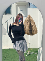 Uncut strap ribbed long-sleeved top