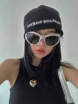 レタリングユニセックスビーニー
