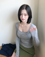 エルバースリムレイヤーボタンTシャツ