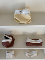 Clam round pouch _ Leather lemon cream