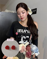 [Kwon Eunbi Earrings] プチローズカボションピアス - Red