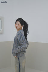 Retro-strip loose fit knitwear