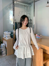 ポルペンフリルラウンドロングスリーブTシャツ