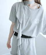 Club E Scarf Tee (Gray)