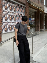 Deek zipper henry-neck short sleeve knit